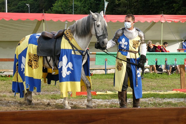 球员必经之 球员必经之